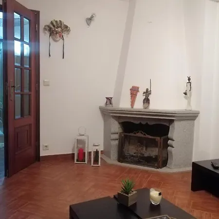Descobrir Com Alma Santa Comba (Seia)